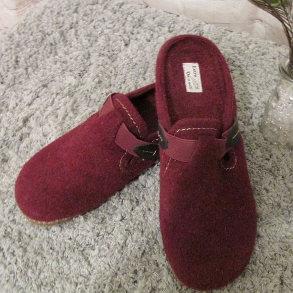 Earth Brand Woolen Slides/Clogs - Picture 2 of 3